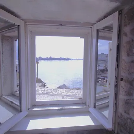 Sea View 1
